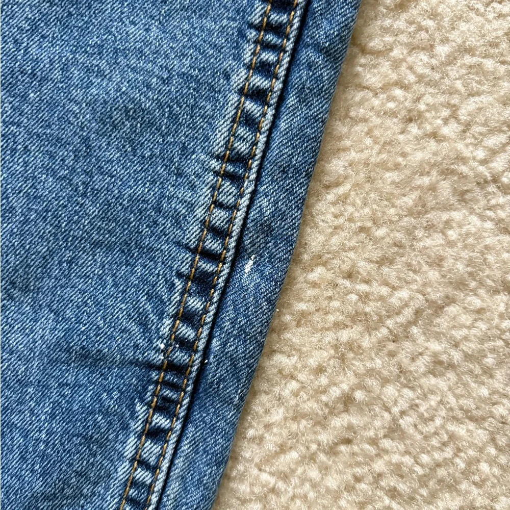 Levi’s Men’s 541 Athletic Taper Fit Faded Jeans. Size 40x30.